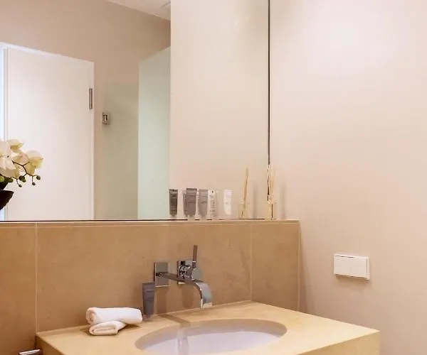 The Wellem Residences 5*